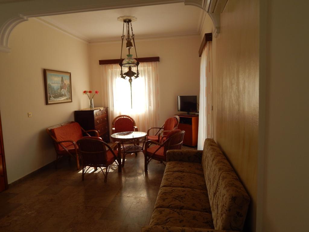 Cornelia Apartment Lákka Room photo